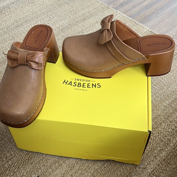 Anthropologie Swedish Hasbeens NWT Camel Bow Slip in Husband Clog 🌸 🌈❤️ - Picture 9 of 15